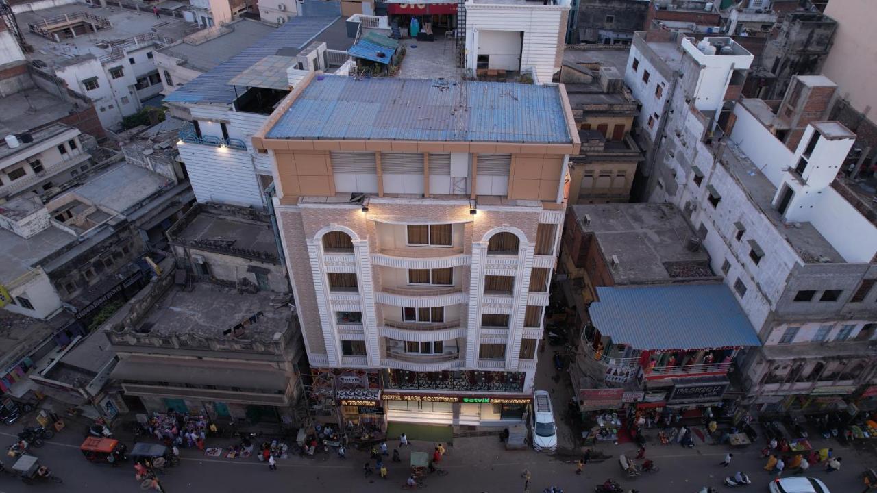Pearl Courtyard Hotel Varanasi Luaran gambar