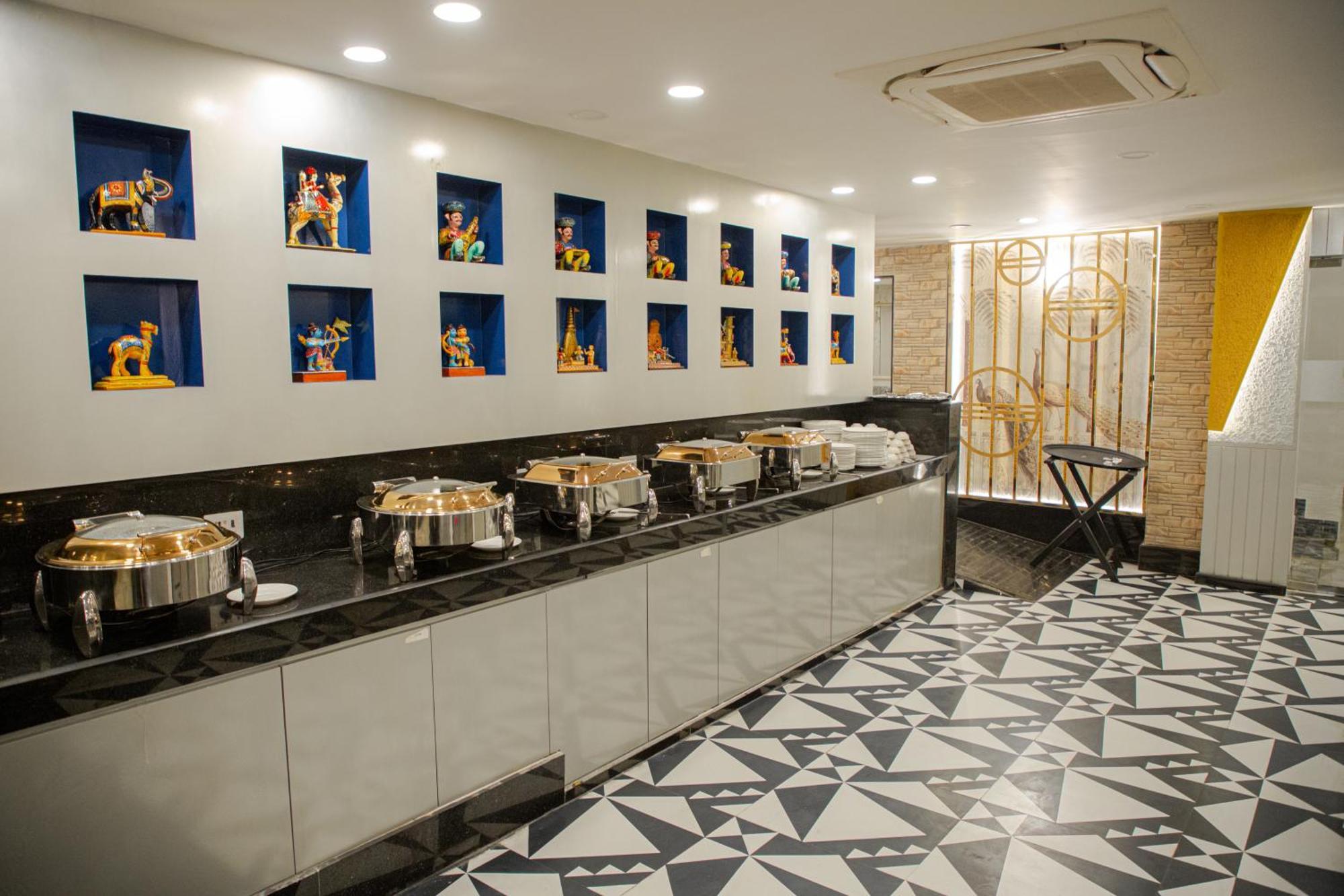 Pearl Courtyard Hotel Varanasi Luaran gambar